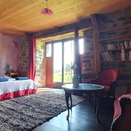 La D'hote Du Petit Mazilloux