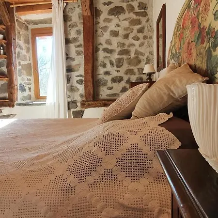 Bed & Breakfast La D'hote Du Petit Mazilloux