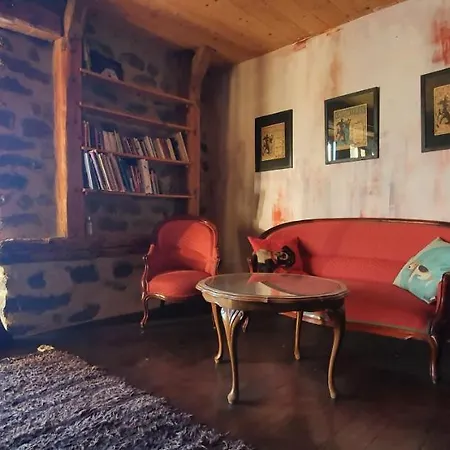 La D'hote Du Petit Mazilloux 3*