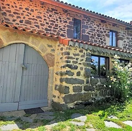 Bed and Breakfast La D'hote Du Petit Mazilloux