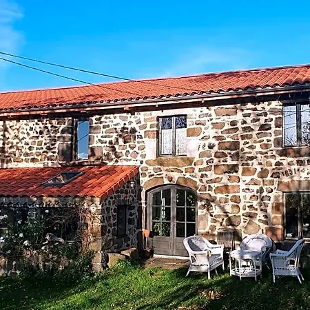 Bed and Breakfast La D'hote Du Petit Mazilloux Presailles